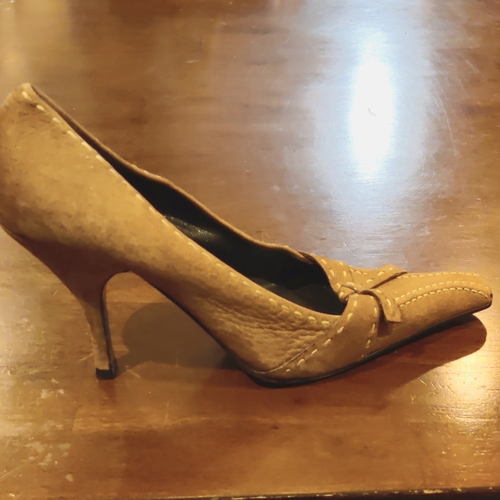 Shoe
